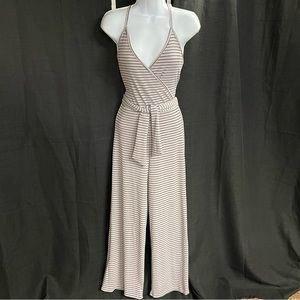 Pretty little thing, ladies sand striped jumpsuit, size 6 (NWT)